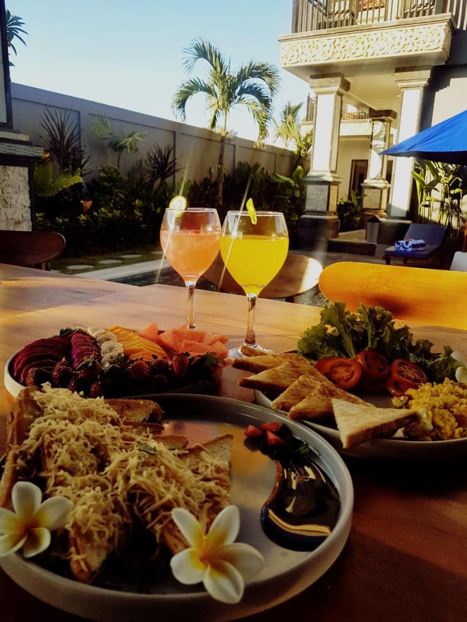 Phoenix Bed And Breakfast 4 Canggu Exterior foto